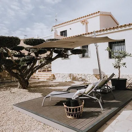 Holiday home Oliveres3
